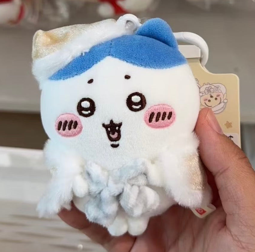 ChiiKawa X Miniso White Christmas Series | ChiiKawa Hachiware Usagi Momonga Holding Present in White Christmas Clothes Plush Doll Keychain - Kawaii Items Room Decoration doll