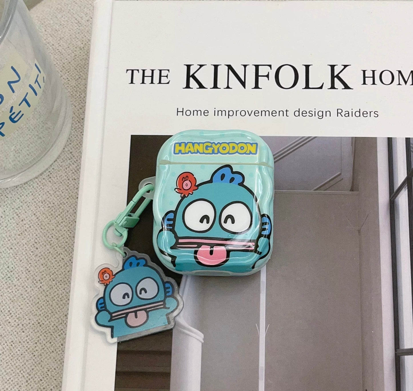 Japanese Cartoon Funny Face Hangyodon Blue with Keychain - AirPods AirPodsPro AirPods3 AirPods4 Case KawaiiGiftLand