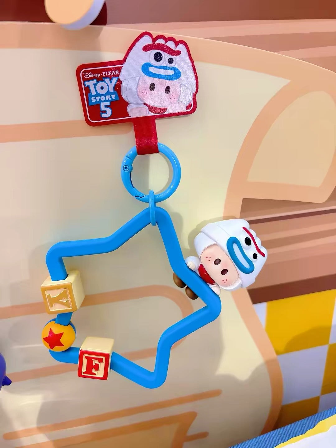 YOYO Chan x Toy Story Mini Figure | YOYO Star Shape Cellphone Pendant Collection - Collectable Toys Mystery Blind Box