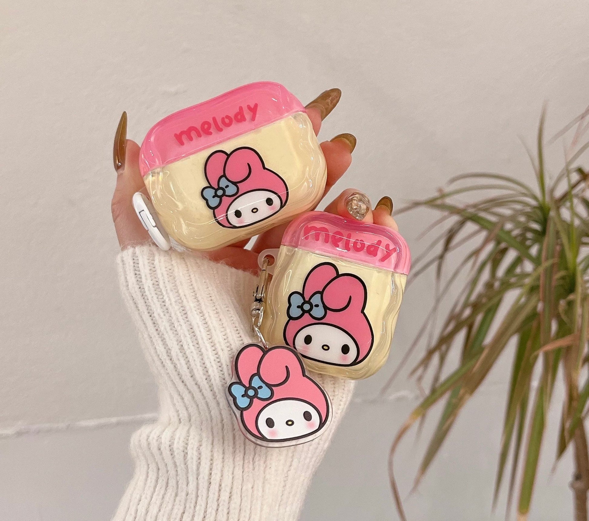 Japanese Cartoon Candy Colour Hello Kitty My Melody Kuromi Pompompurin Pochacco Red Pink Purple Yellow Blue with Keychain - AirPods AirPodsPro AirPods3 AirPods4 Case