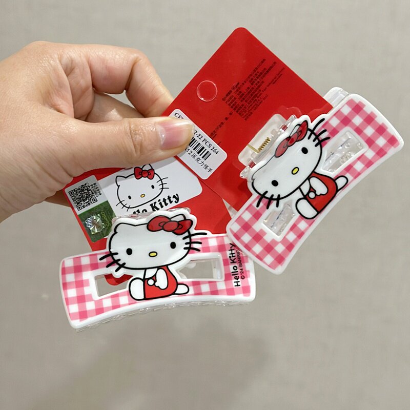 Hello Kitty Festive Red Square Gingham Medium Claw Clip 8cm - Sanrio licensed acrylic claw clip