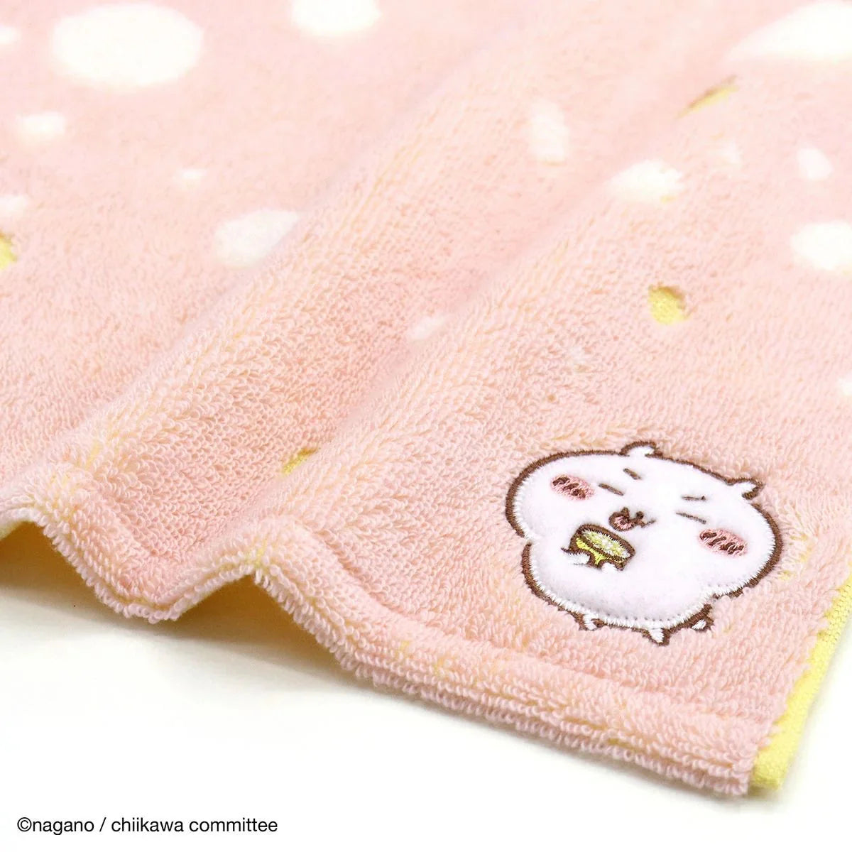 Japan ChiiKawa Eating Lemon Series | ChiiKawa Hachiware Usagi Eating Lemon Series Handkerchief - Kawaii cute Item KawaiiGiftLand