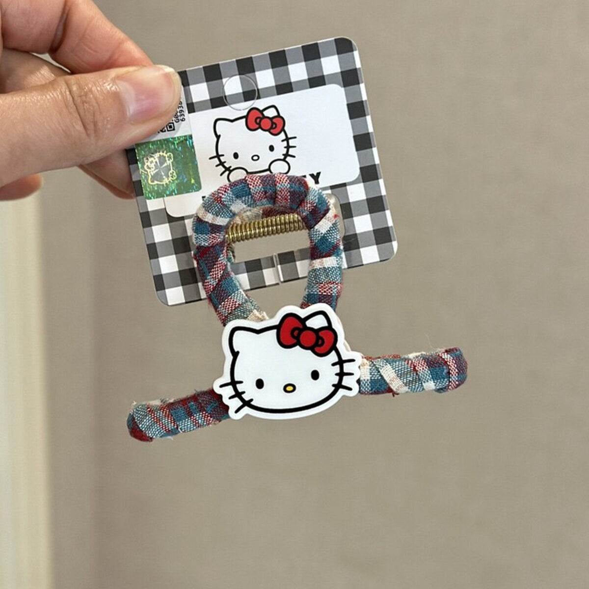 Hello Kitty red-blue gingham medium claw clip