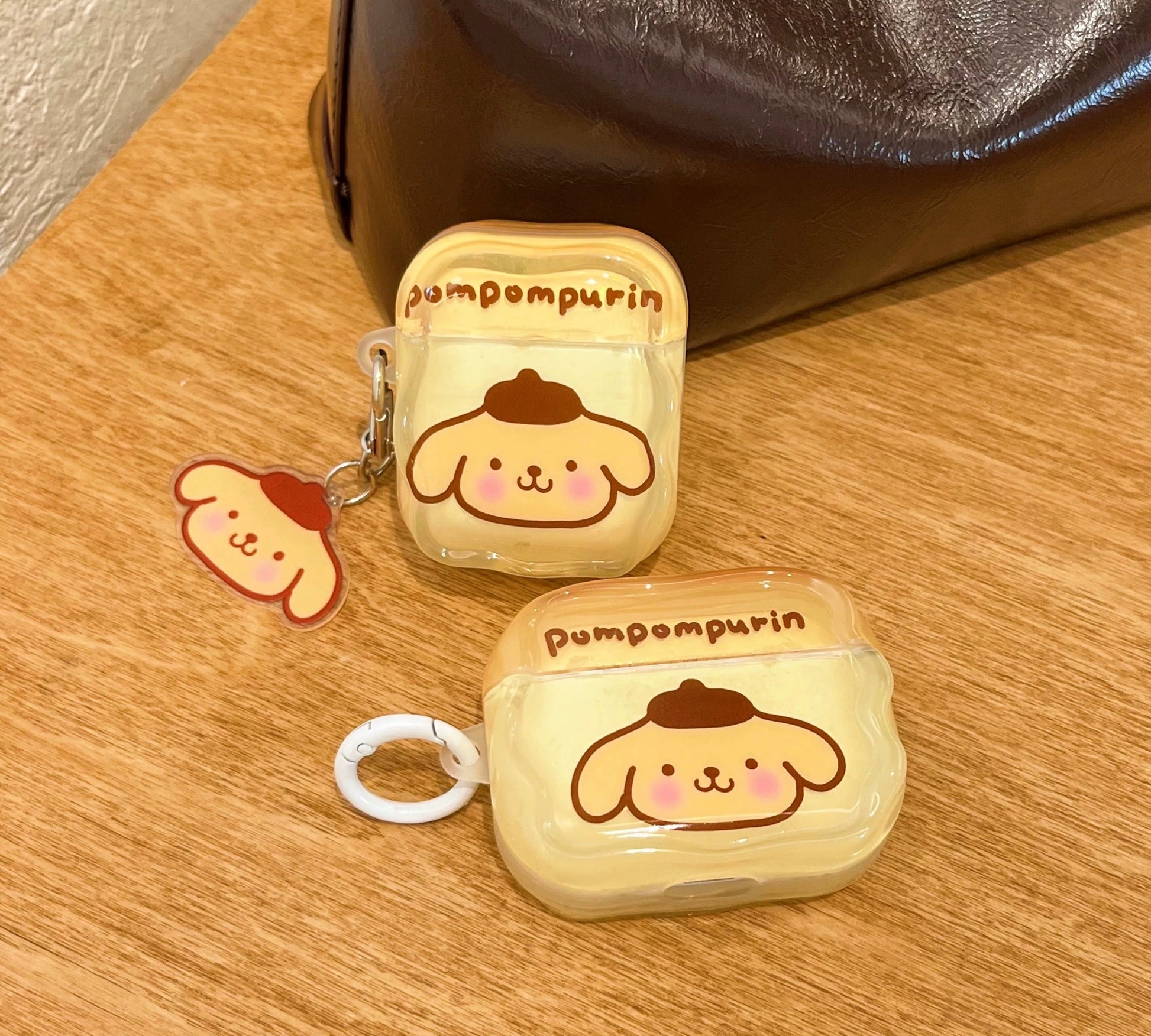 Japanese Cartoon Candy Colour Hello Kitty My Melody Kuromi Pompompurin Pochacco Red Pink Purple Yellow Blue with Keychain - AirPods AirPodsPro AirPods3 AirPods4 Case