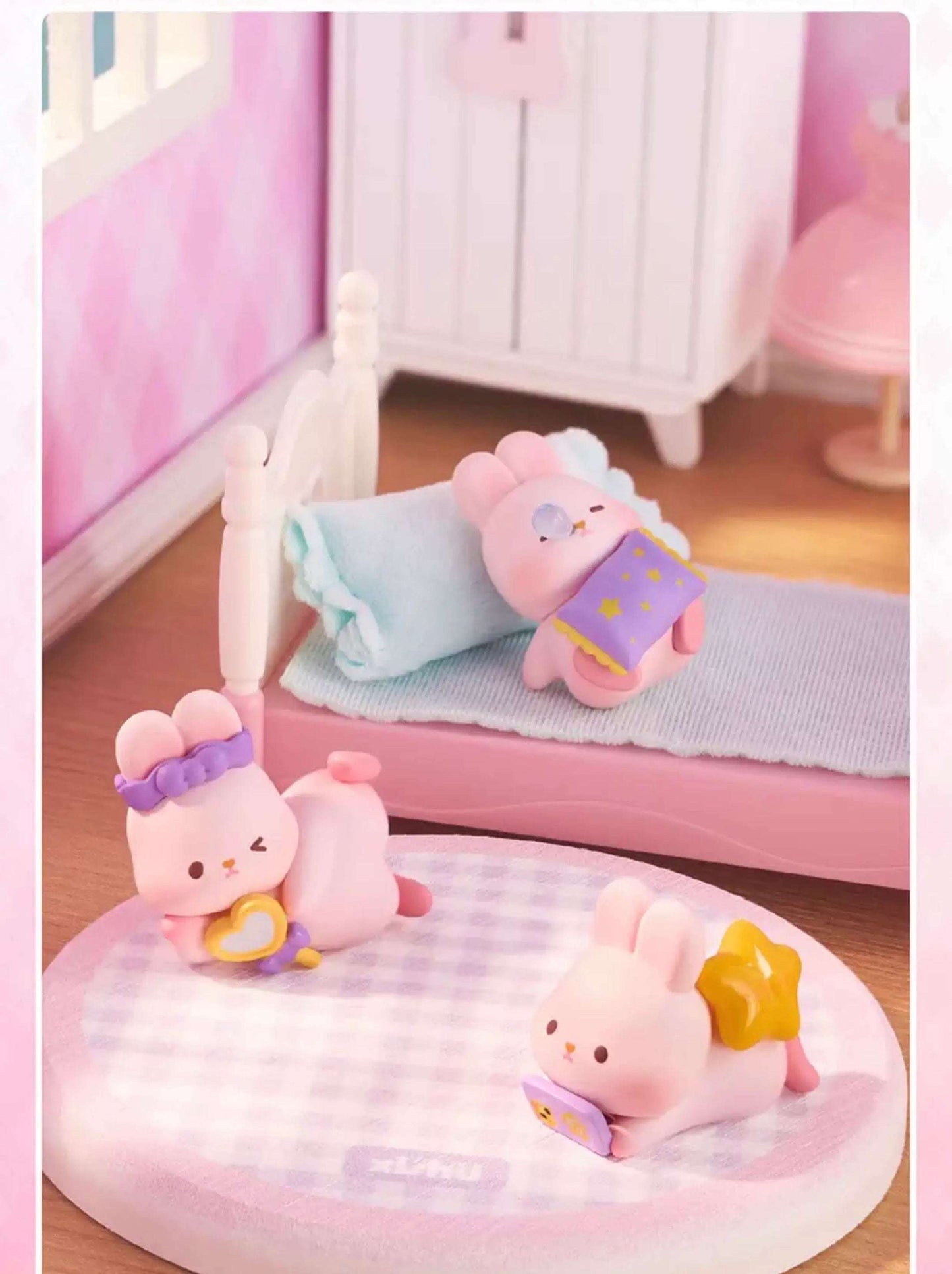 Momo with Bunny Kawaii Lovely Characters | 1 Bag 4pcs Mini Momo Bunny Fun Daily -Toy Collection Mystery Blind Bag