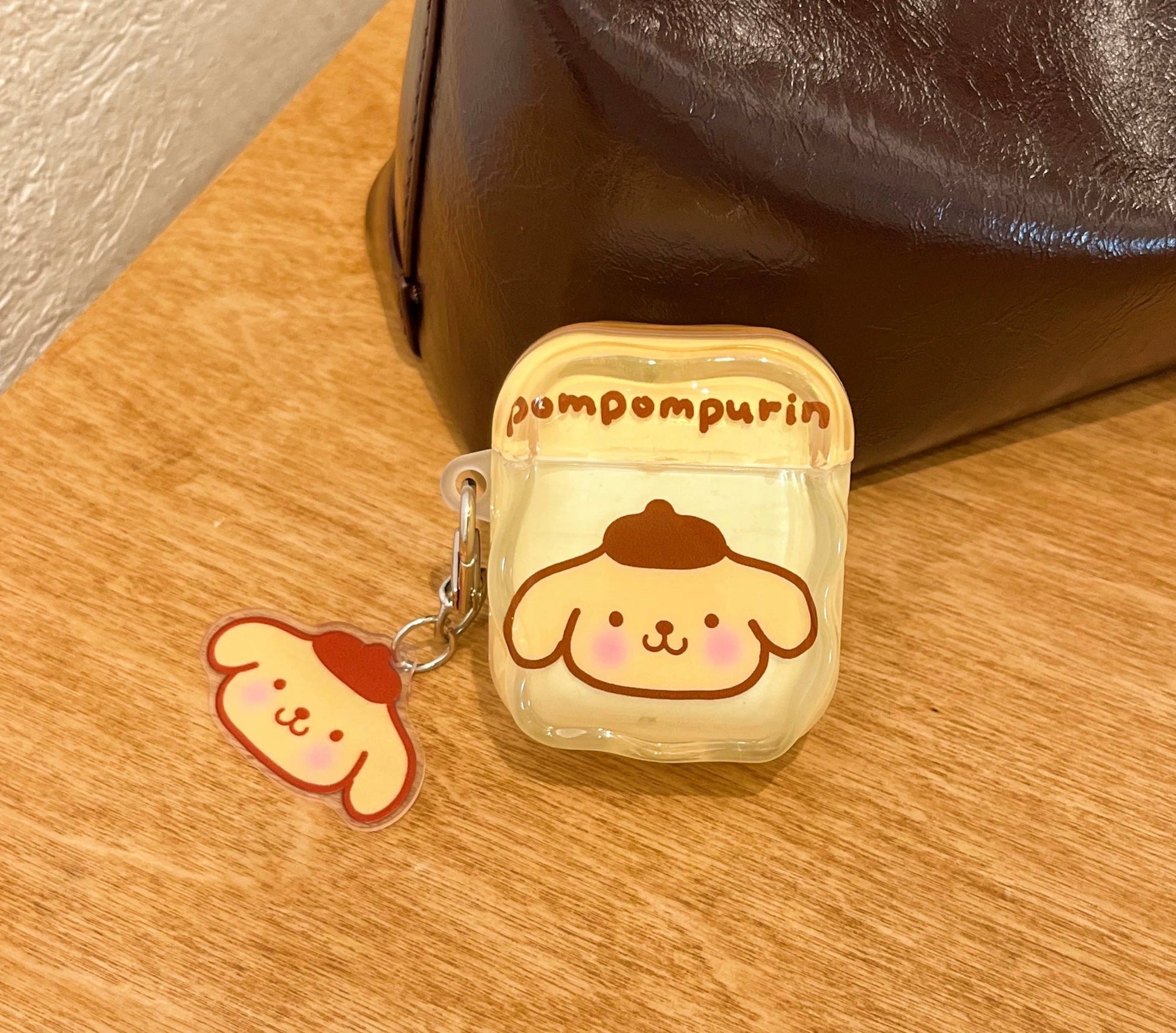 Japanese Cartoon Candy Colour Hello Kitty My Melody Kuromi Pompompurin Pochacco Red Pink Purple Yellow Blue with Keychain - AirPods AirPodsPro AirPods3 AirPods4 Case KawaiiGiftLand