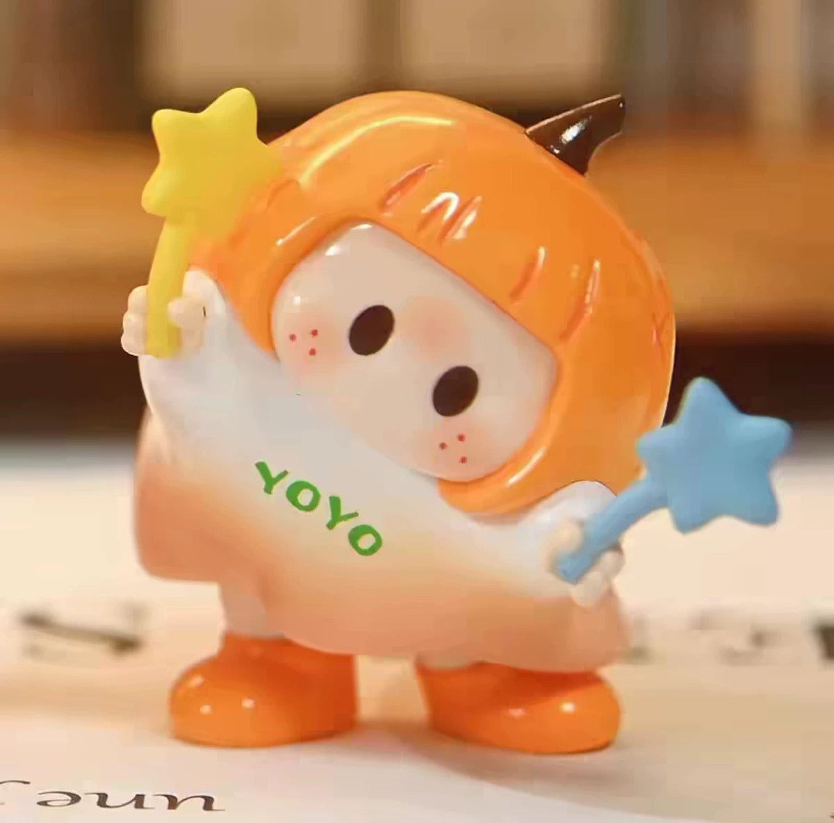 ฟิกเกอร์จิ๋ว YOYO Chan ชุดที่ 1 | คอลเลกชัน YOYO เอียงหัว - ของเล่นสะสมแบบสุ่ม (Mystery Blind Box)