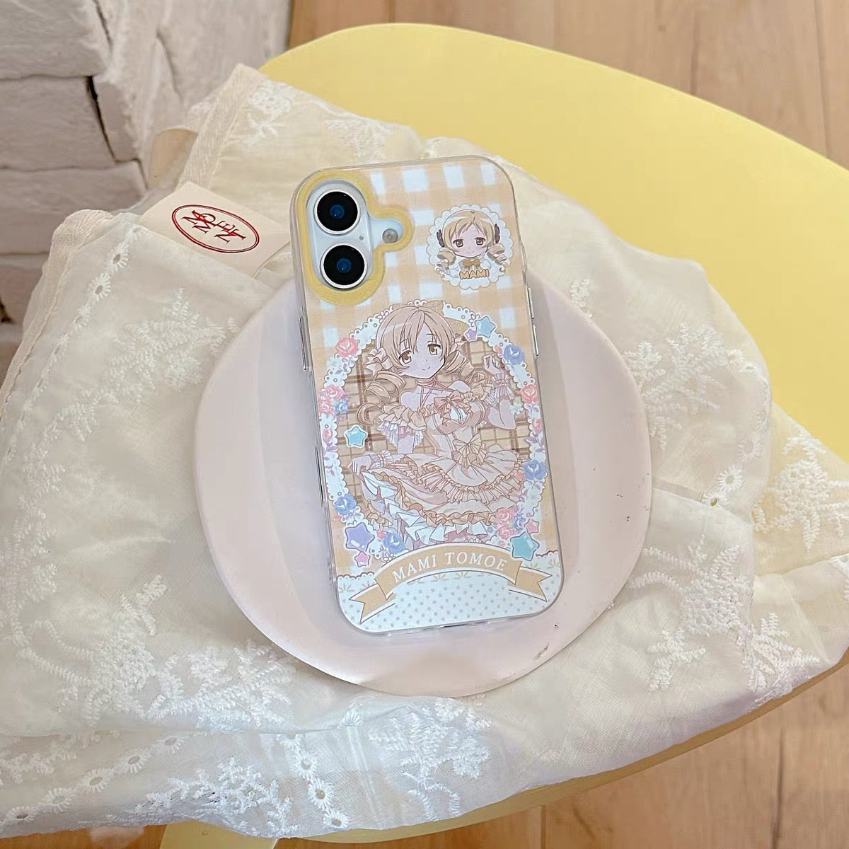 เคสเลเซอร์การ์ตูนญี่ปุ่น Puella Magi Madoka Magica เวอร์ชั่นชุดโลลิต้า | มาโดกะ มิกิ โทโมเอะ ซากุระ อาเคมิ - เคส iPhone PLUS SE2 11 12 13 14 15 16 16e 17 17e Pro Promax 12mini 13mini