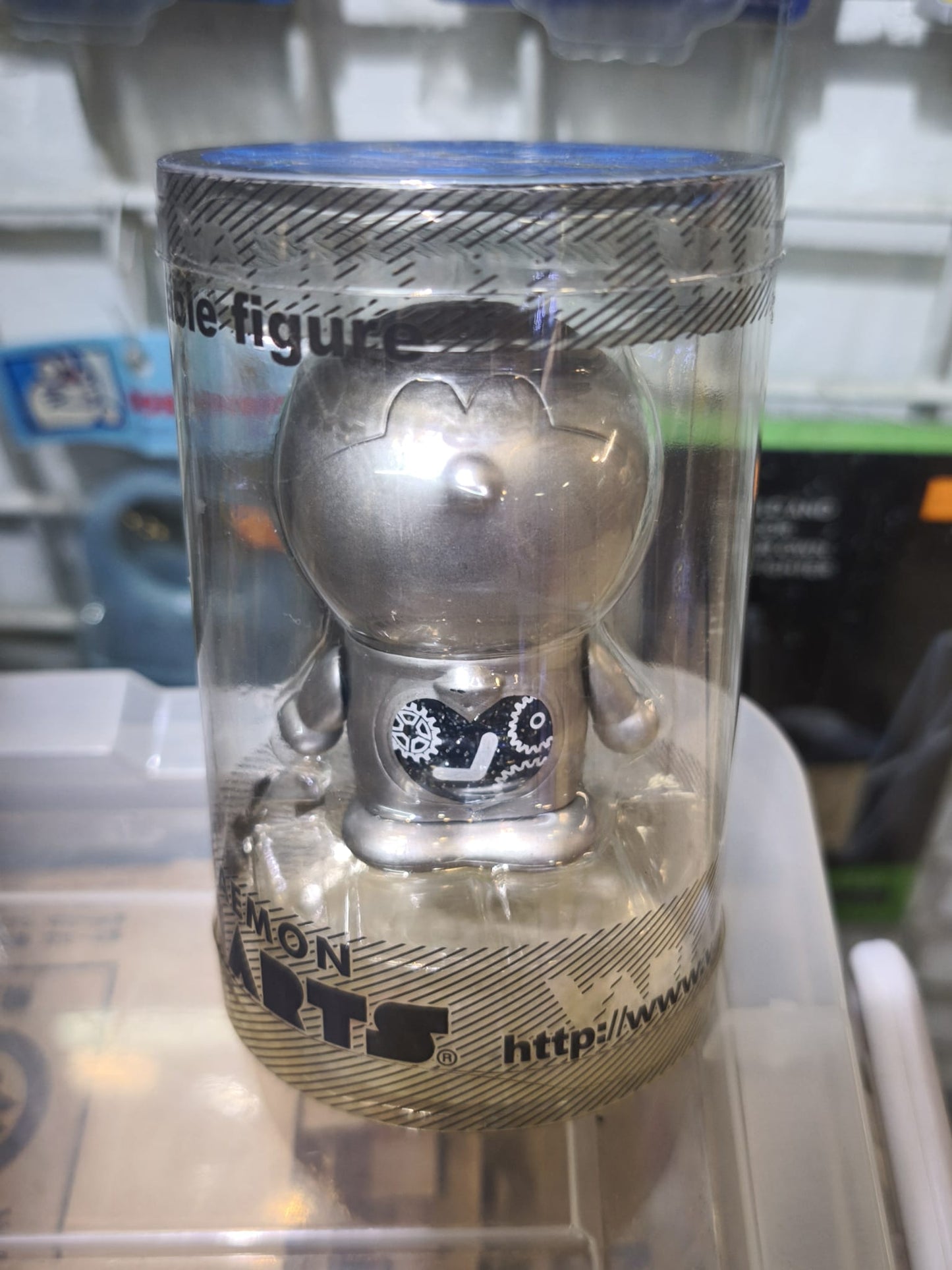 [Pre Owned-New] Doraemon Variarts Limited Edition Collectible Figures by Run'A | 75mm Art Toys