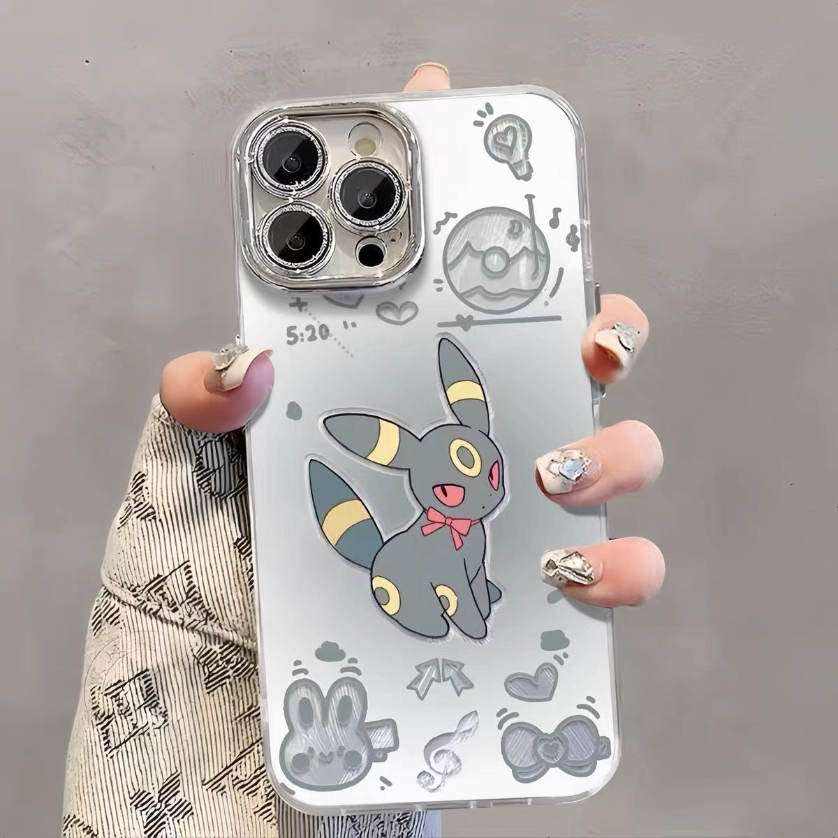 เคสการ์ตูนญี่ปุ่น Pokemon พร้อมที่กันเลนส์ ลาย Eevee Evolution โทนพาสเทลสุดน่ารัก | Eevee Vaporeon Jolteon Flareon Espeon Umbreon Leafeon Glaceon Sylveon 9 สไตล์ - เคส iPhone PLUS SE2 XS XR X 11 12 13 14 15 16 16e 17 17e Pro Promax