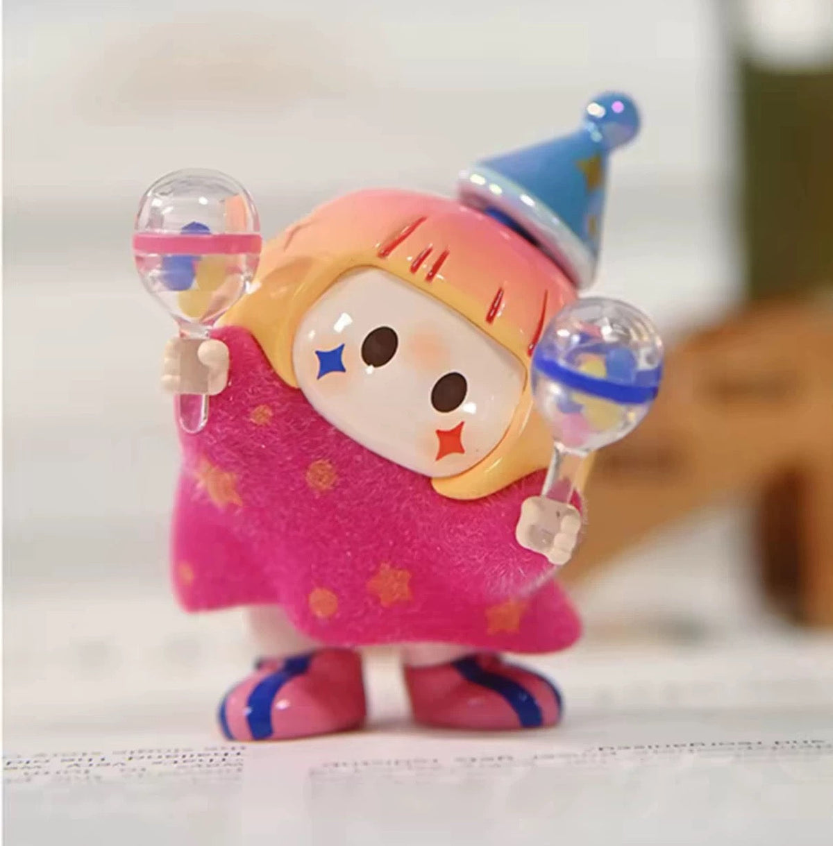 ฟิกเกอร์จิ๋ว YOYO Chan ชุดที่ 1 | คอลเลกชัน YOYO เอียงหัว - ของเล่นสะสมแบบสุ่ม (Mystery Blind Box)
