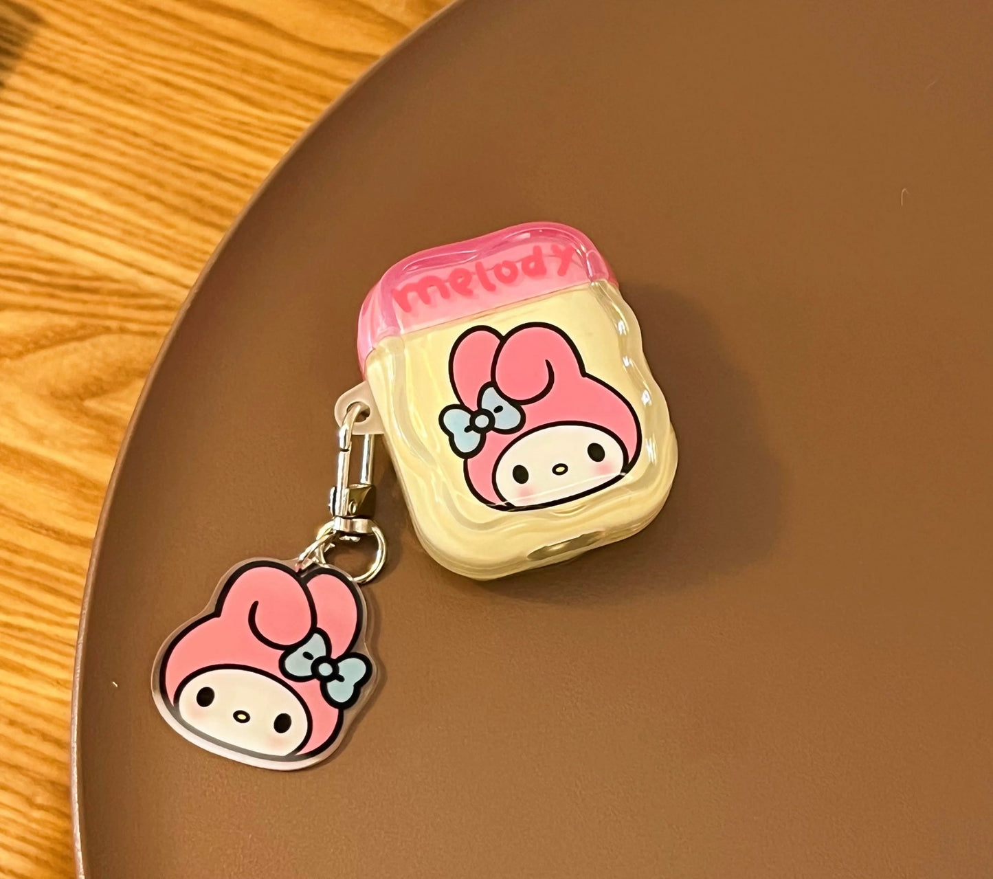 Japanese Cartoon Candy Colour Hello Kitty My Melody Kuromi Pompompurin Pochacco Red Pink Purple Yellow Blue with Keychain - AirPods AirPodsPro AirPods3 AirPods4 Case KawaiiGiftLand