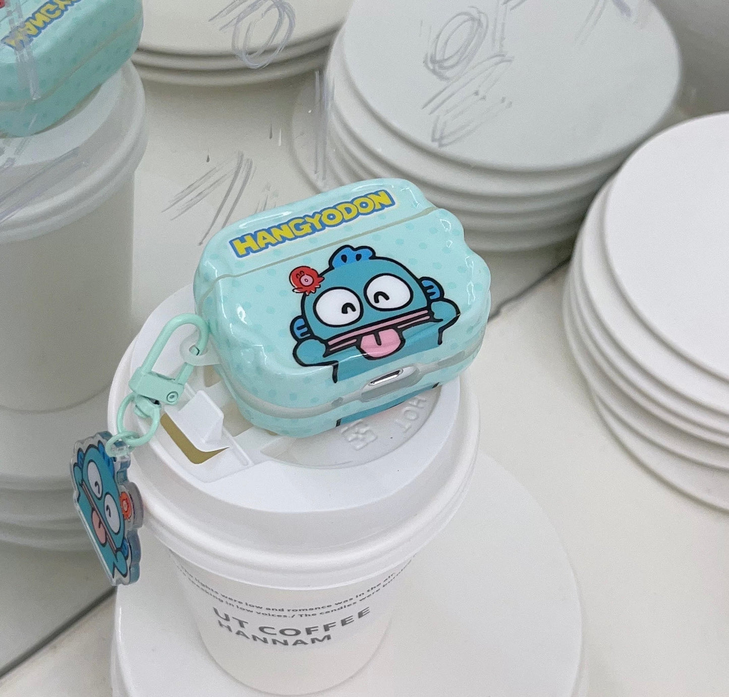 Japanese Cartoon Funny Face Hangyodon Blue with Keychain - AirPods AirPodsPro AirPods3 AirPods4 Case KawaiiGiftLand