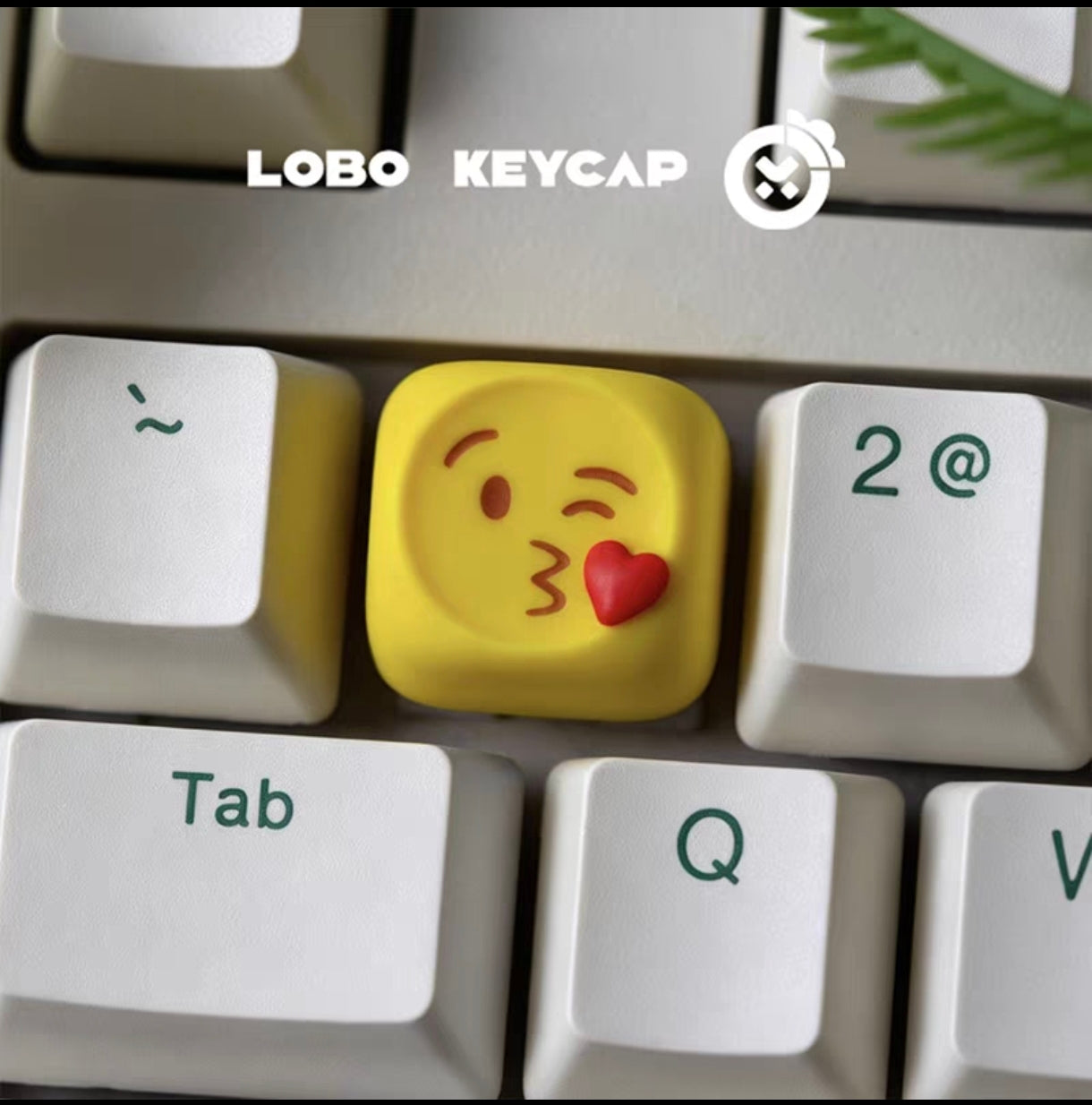 LOBO-KEYCAP-funny-emoji-expression-artisan-molded-resin-keycap-yellow-meme-keyboard-accessory