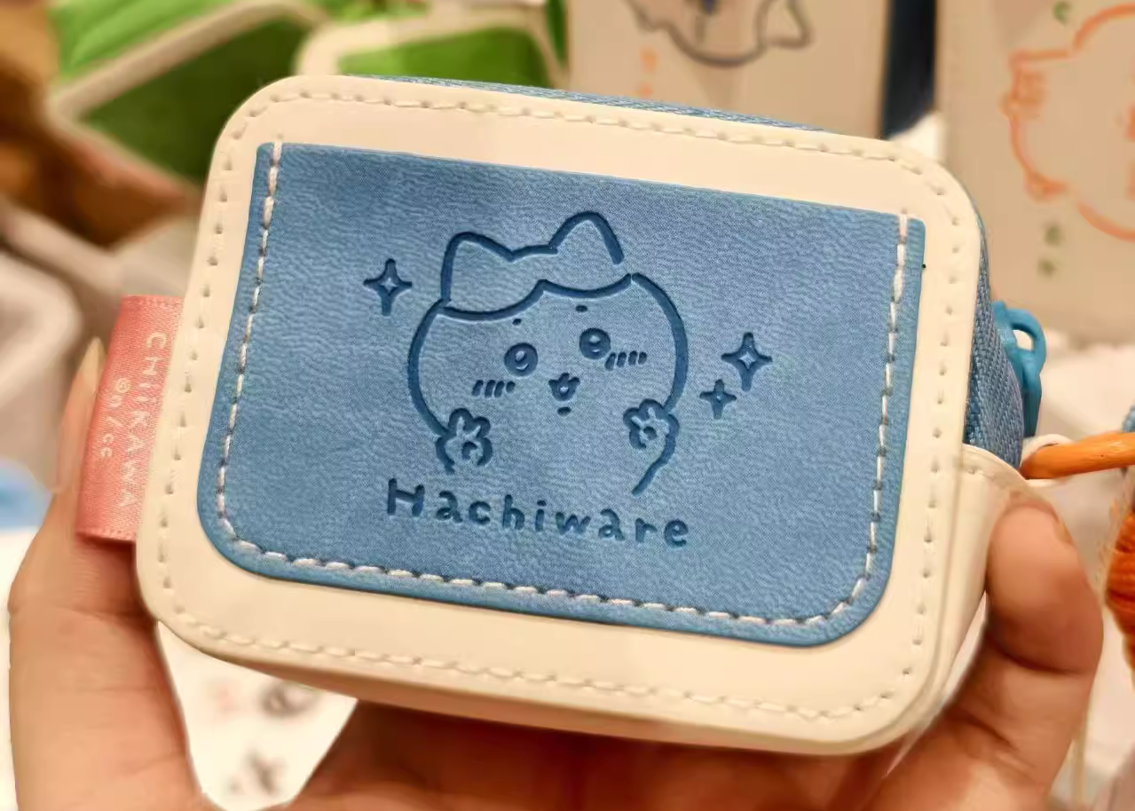 ChiiKawa X Miniso | ChiiKawa Hachiware Usagi Leather Earphone Case - Kawaii Items Little Bag KawaiiGiftLand