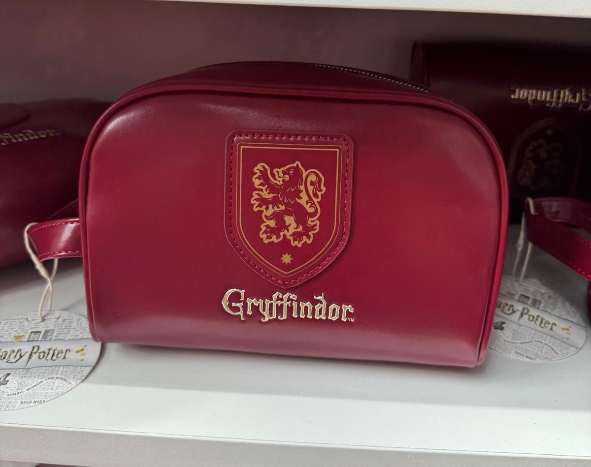Harry Magical School Wizard Witch X Miniso | Magical School Four Houses Cosmetic Bag Red Blue Green Yellow - Kawaii items KawaiiGiftLand