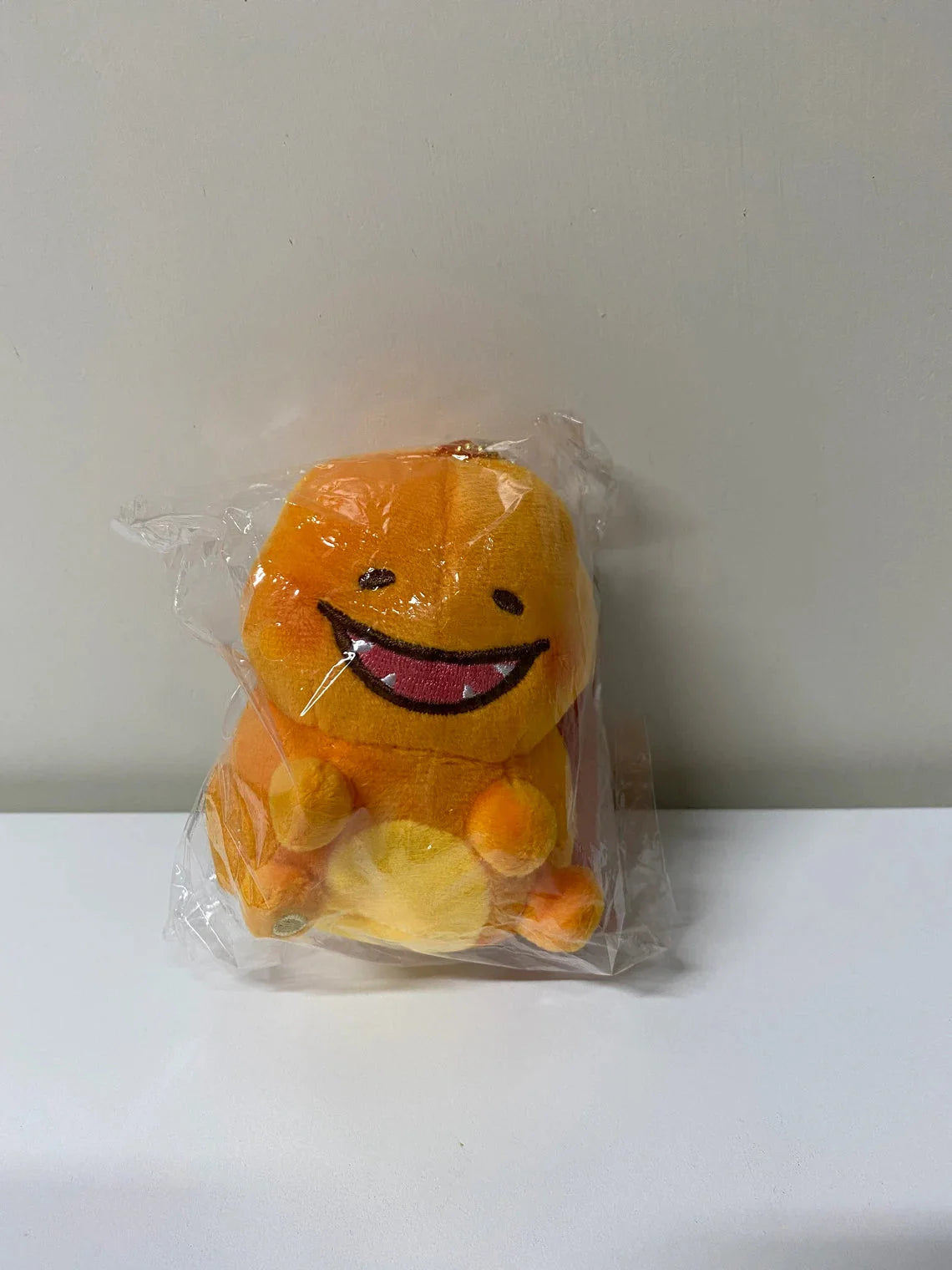 Pokemon Center Yurutto Small Eyes Charmander Mini Plush Doll Keychain KawaiiGiftLand