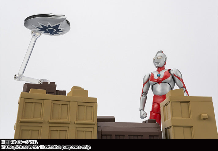 [Pre Owned-New] Bandai S.H.Figuarts Ultraman 50th Anniversary Edition Action Figure Set