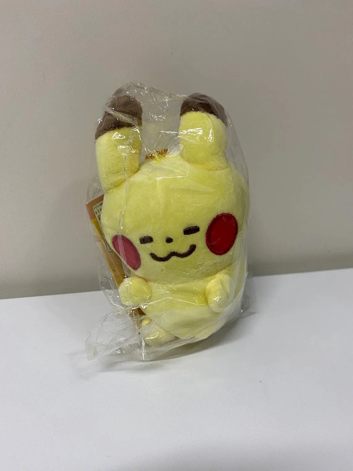 Pokemon Center Yurutto Small Eyes Pikachu Mini Plush Doll Keychain KawaiiGiftLand