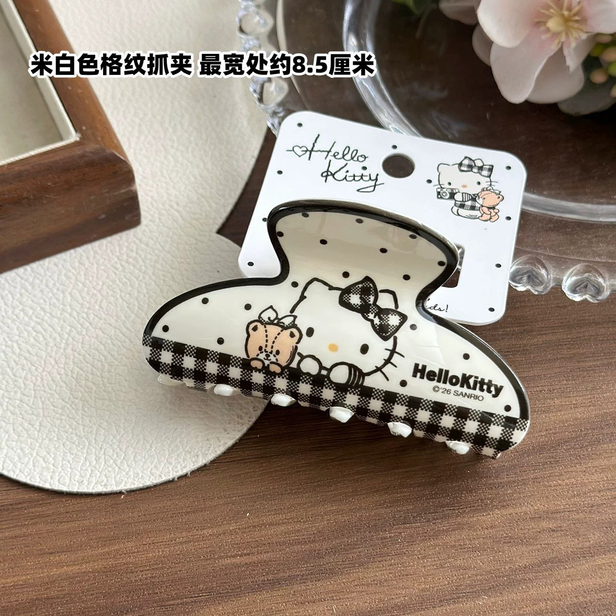 Hello Kitty Cream Gingham Acrylic Medium Claw Clip 8cm